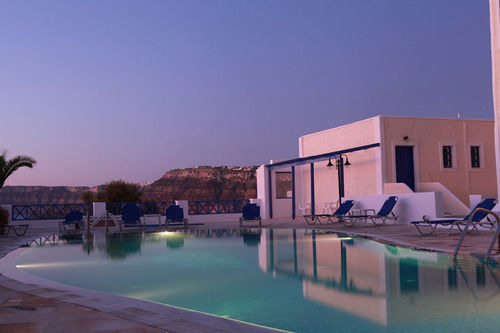 Atlantida Holiday Club Hotel อาโกรตีรี ภายนอก รูปภาพ